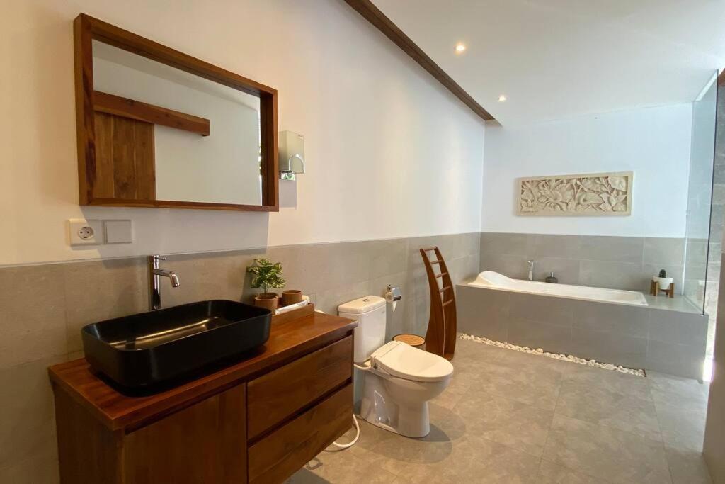 Nau Nusa Villa Batununggul Exteriér fotografie