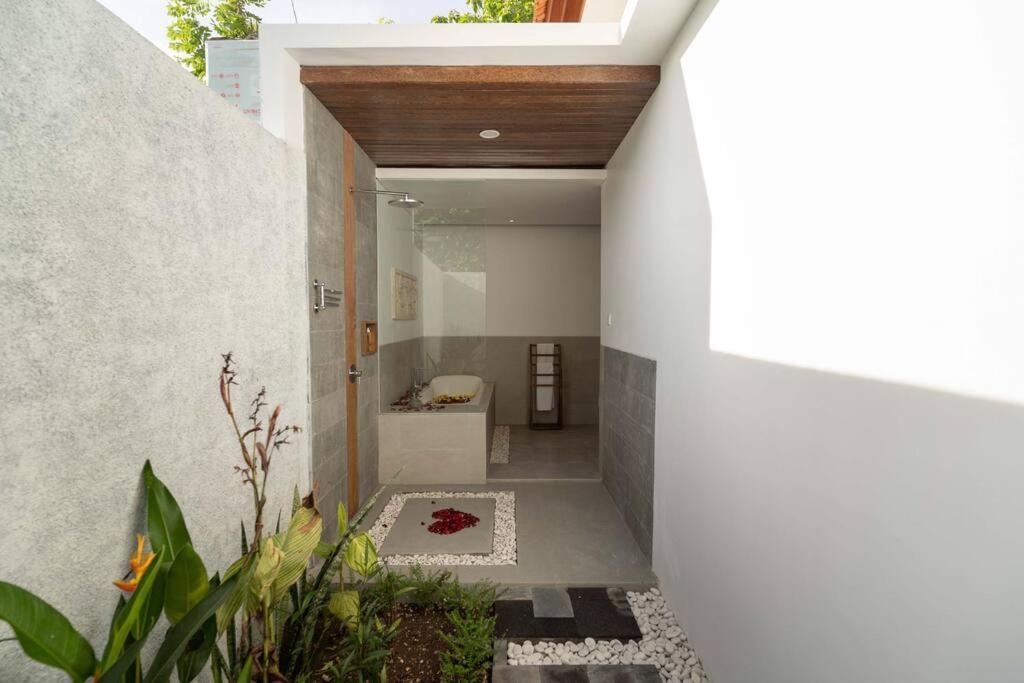 Nau Nusa Villa Batununggul Exteriér fotografie